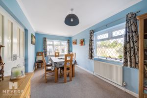 Dining Room- click for photo gallery